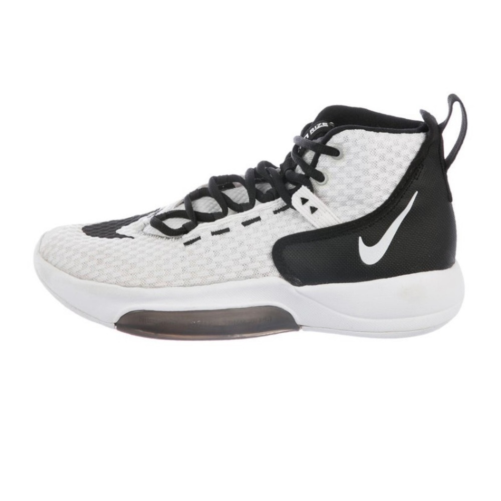Nike zoom black and white basketball sneakers